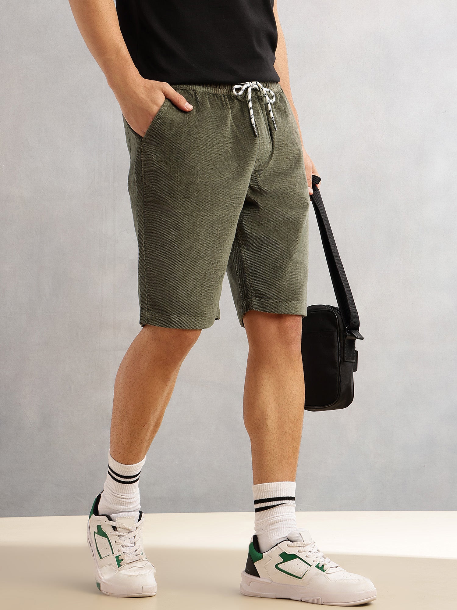 Thomas Scott Men Mint Regular Fit Mid-Rise Corduroy Casual Shorts
