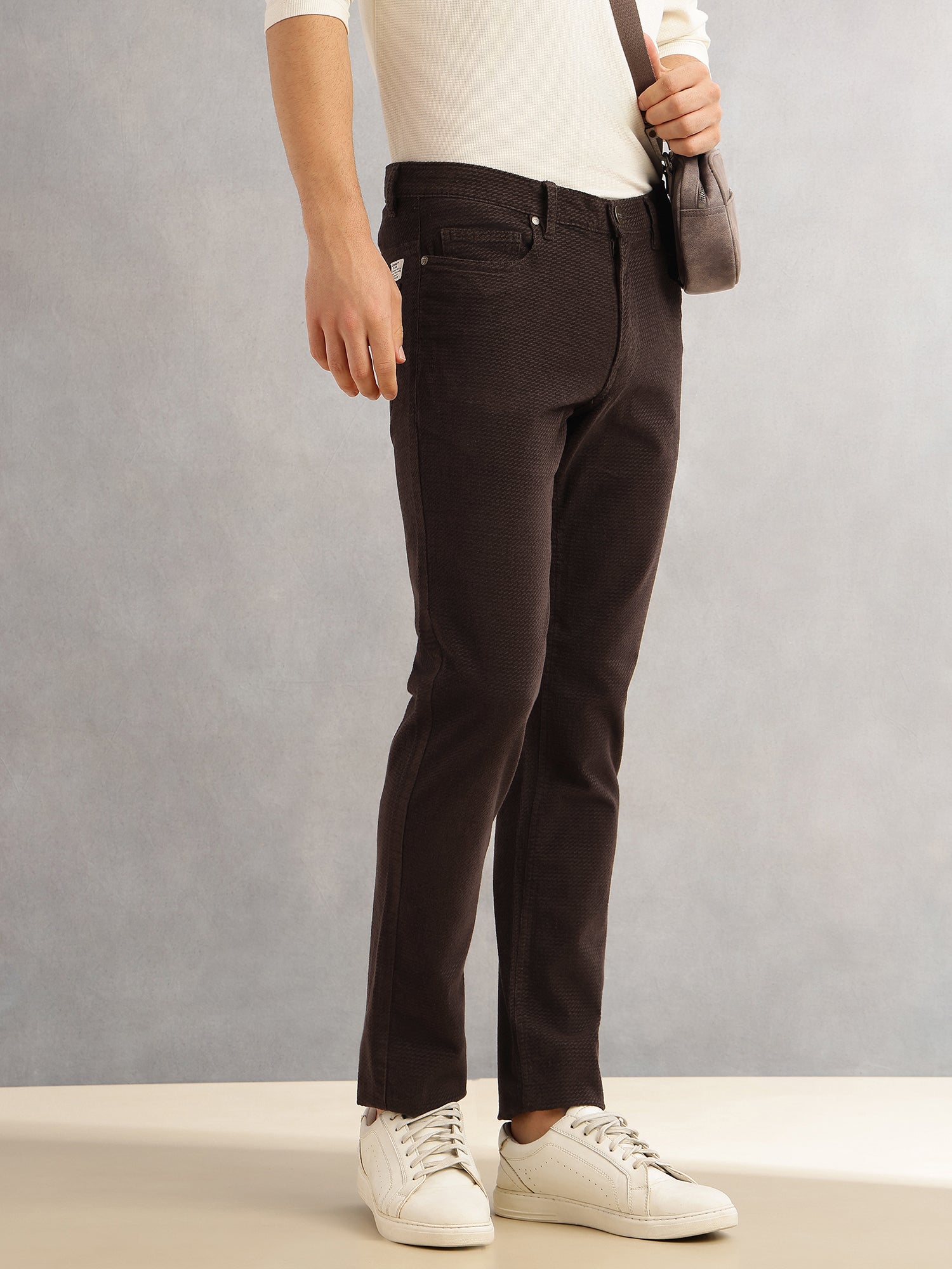 Thomas Scott Men Coffee Regular Fit Mid-Rise 5 Pockets Gabbar Corduroy Chinos Trouser