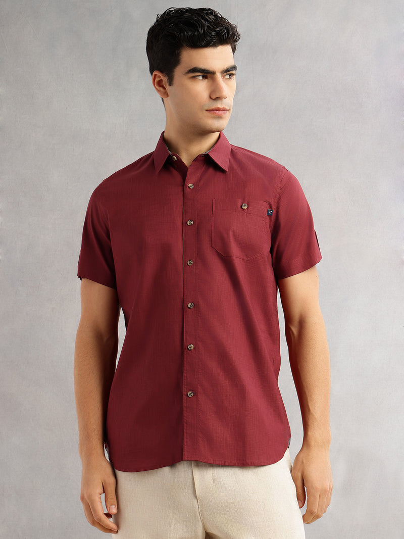 Thomas Scott Men Maroon Regular Fit Short Sleeves Spread Collar 100% Cotton Casual Shirt