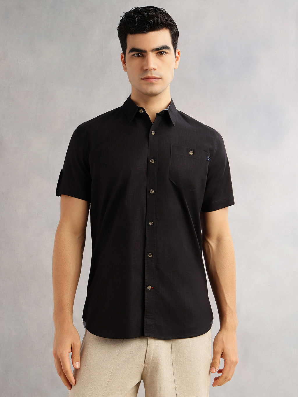 Thomas Scott Men Black Regular Fit Short Sleeves Spread Collar 100% Cotton Casual Shirt