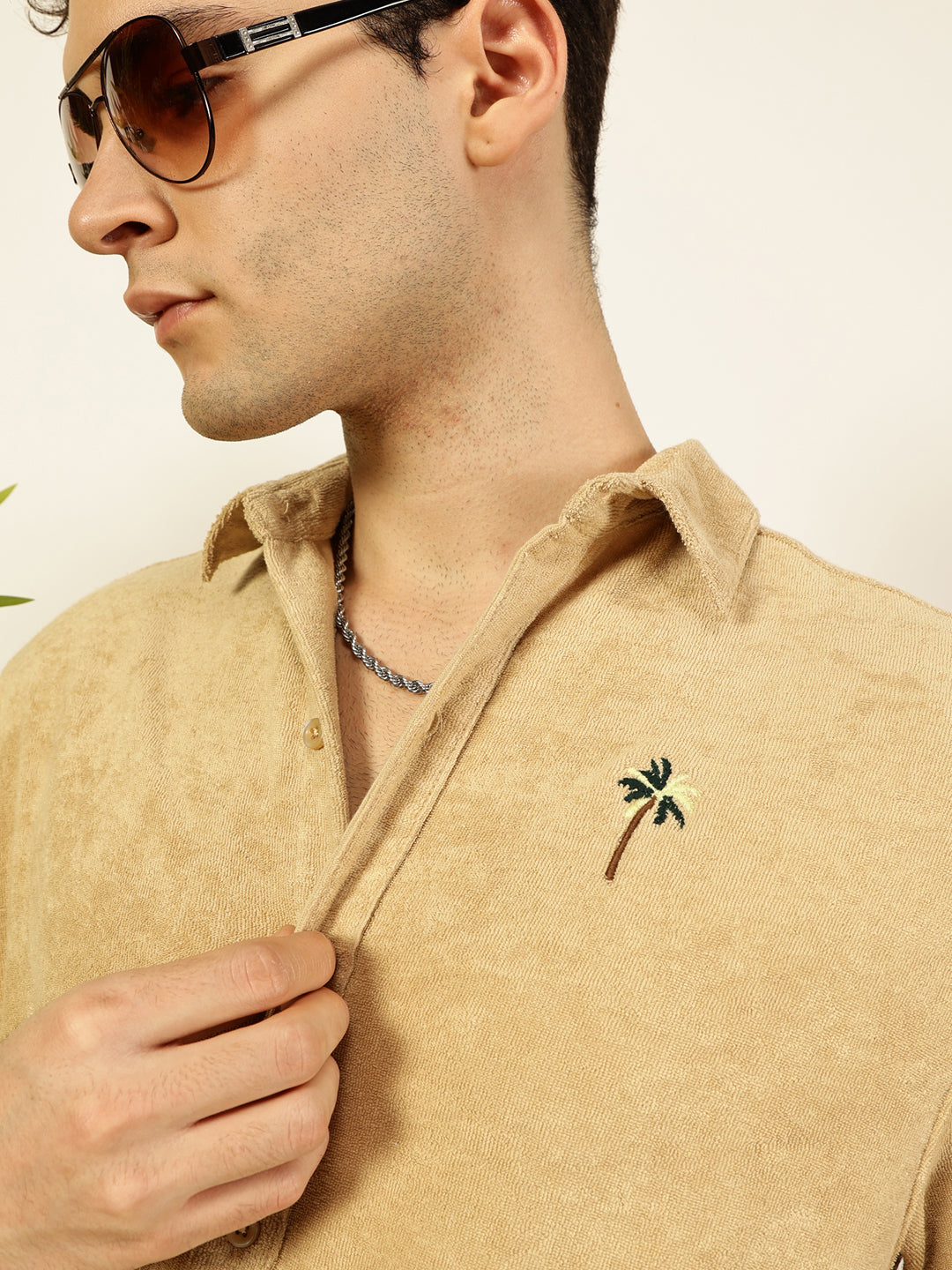 Thomas Scott Men Cream Towel Terry Relaxed Fit Short Sleeves Spread Collar Knitted Casual Shirt