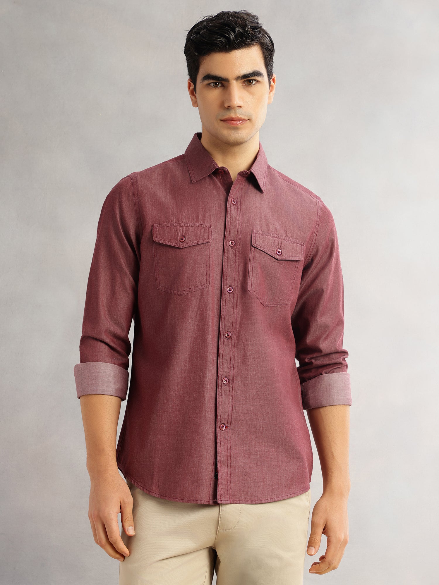 Thomas Scott Men Maroon Slim Fit Long Sleeves Spread Collar Chambray 100% Cotton Casual Shirt