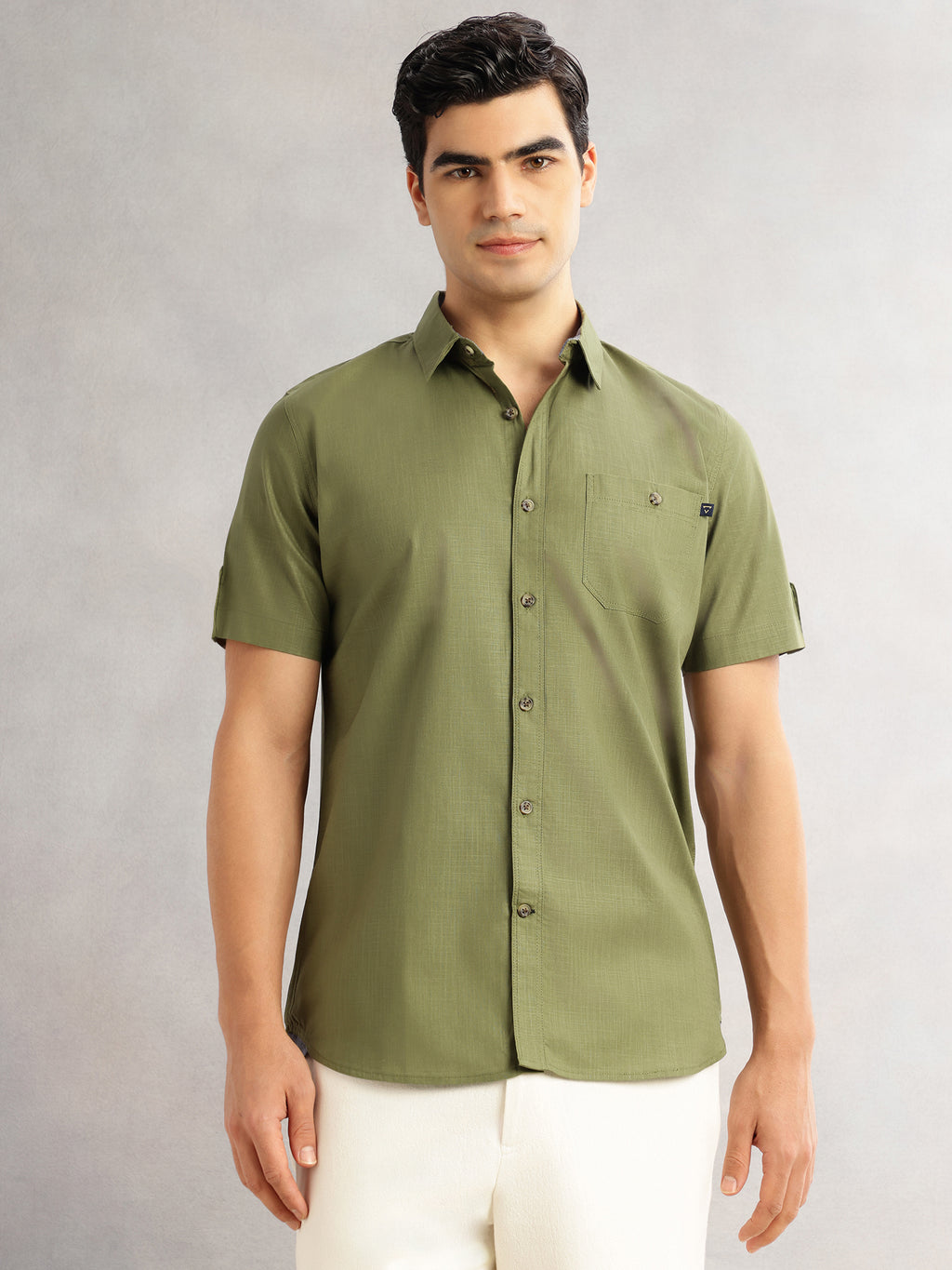 Thomas Scott Men Olive Regular Fit Short Sleeves Spread Collar 100% Cotton Casual Shirt