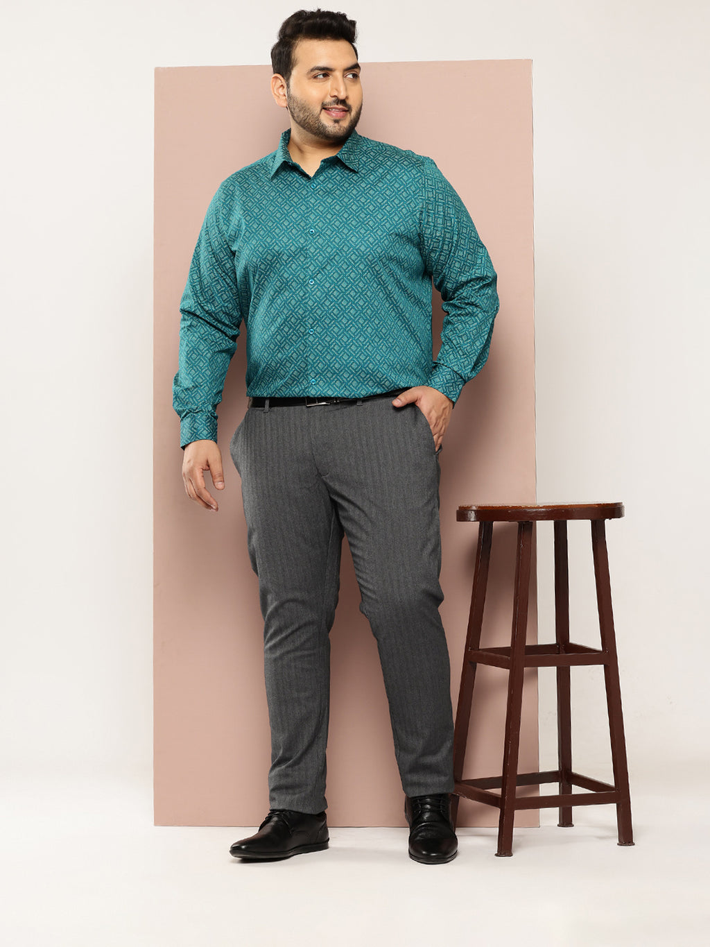 Thomas Scott Men Teal Plus Size Regular Fit Long Sleeves Spread Collar Geometric Printed 100% Cotton Formal Shirt