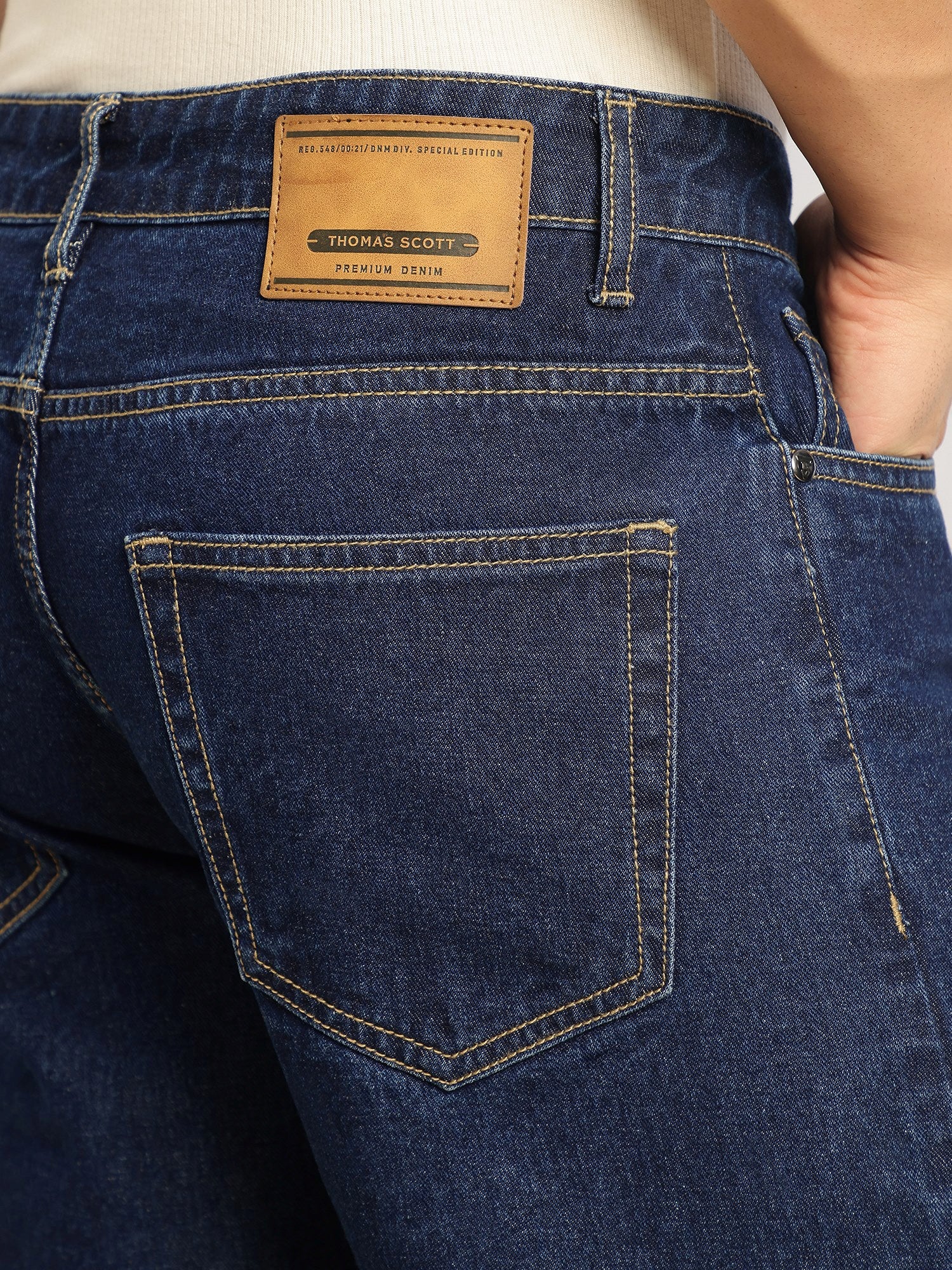 Thomas Scott Men Dark Blue Mid-Rise Baggy Fit No Fade Mildly Distressed 100% Cotton Non Stretchable Jeans