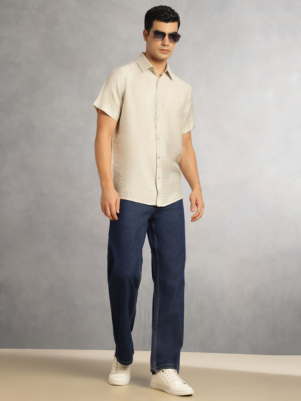 Thomas Scott Men Cream Regular Fit Short Sleeves Spread Collar Textured Polyester Casual Shirt