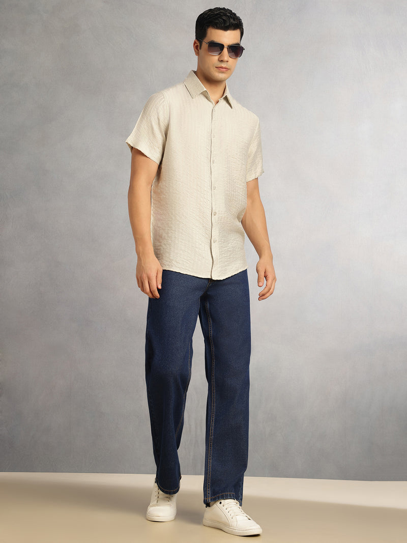 Thomas Scott Men Cream Regular Fit Short Sleeves Spread Collar Textured Polyester Casual Shirt