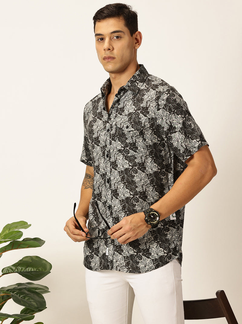 Thomas Scott Men Black Regular Fit Short Sleeves Spread Collar Floral Printed Casual Shirt