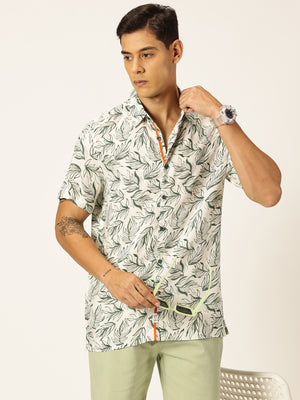 Green Regular Fit Short Sleeves Spread Collar Tropical Printed Casual Shirt For Men