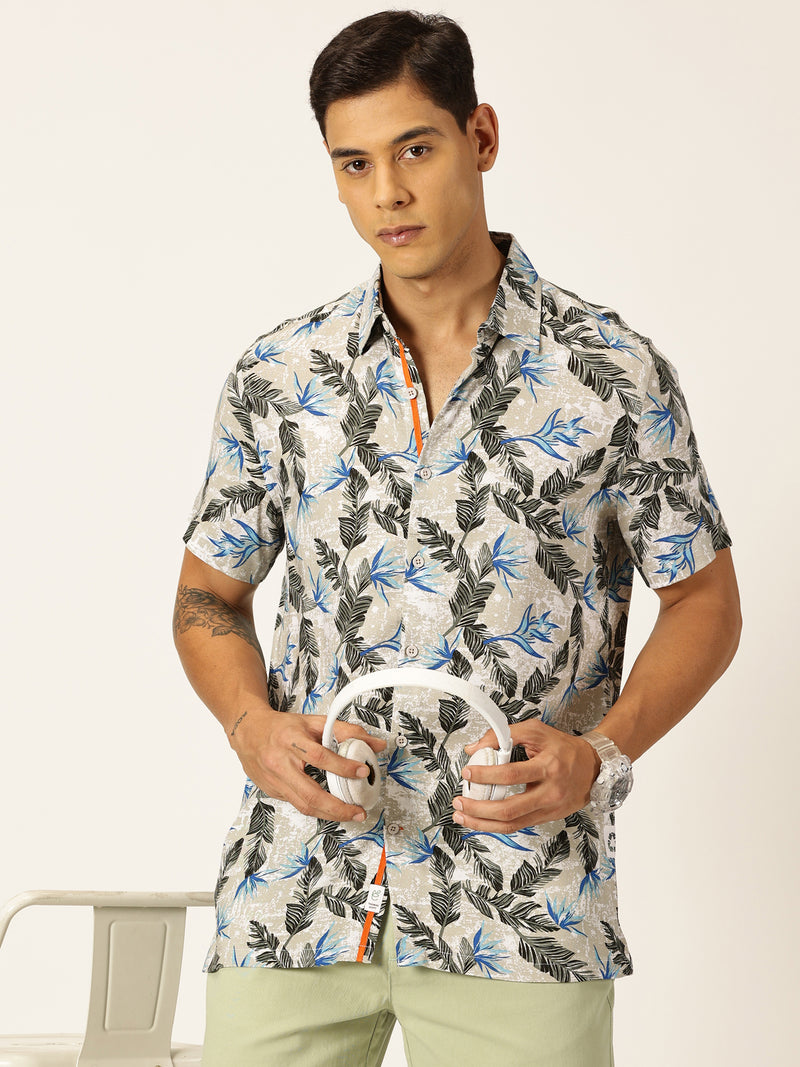 Thomas Scott Men Grey Regular Fit Short Sleeves Spread Collar Tropical Printed Casual Shirt