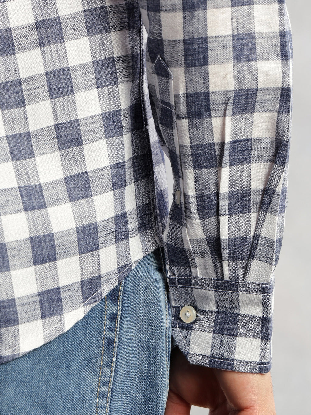 Thomas Scott Men Navy Slim Fit Long Sleeves Gingham Checks Spread Collar Cotton Linen Casual Shirt