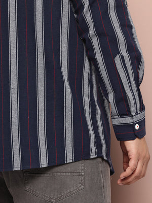Navy Plus Size Regular Fit Long Sleeves Spread Collar Verticle Stripes 100% Cotton Casual Shirt For Men