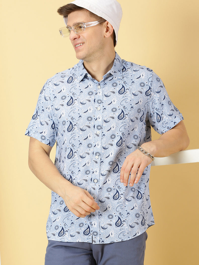 Thomas Scott Men Blue Regular Fit Short Sleeves Spread Collar Abstract Printed Casual Shirt