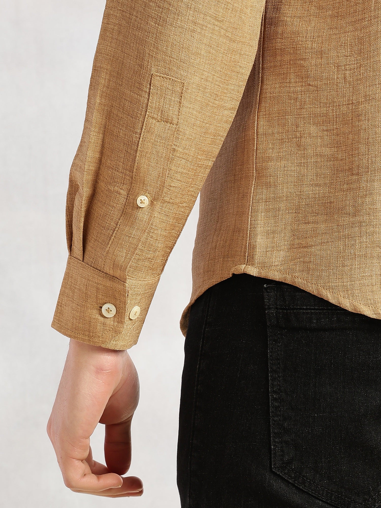 Thomas Scott Men Gold Slim Fit Long Sleeves Button-Down Collar Polyester Casual Shirt