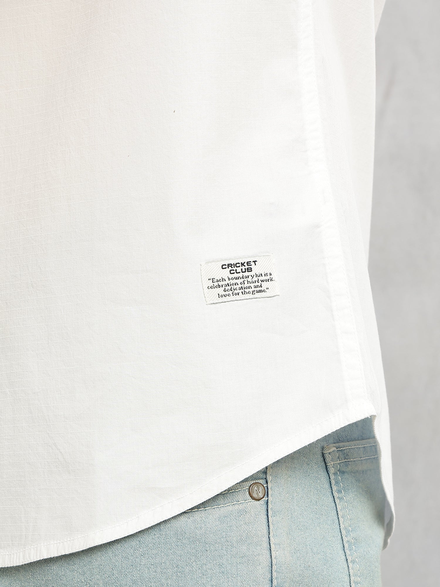 Thomas Scott Men White Cricket Club Collection Slim Fit Short Sleeve Spread Collar 2 Flap Pockets Solid Design Cotton Twill Casual Shirt
