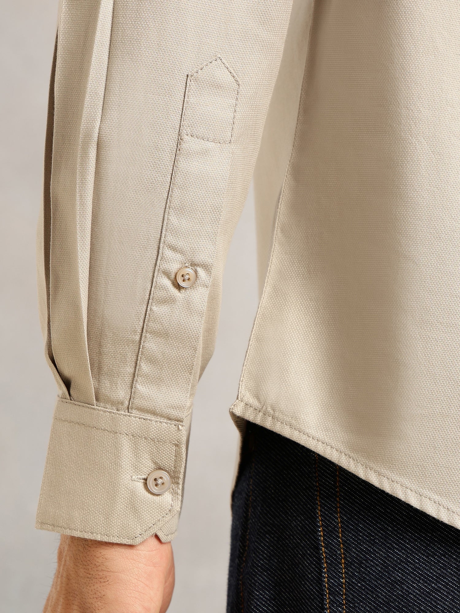 Thomas Scott Men Grey Slim Fit Long Sleeves Solid Spread Collar 100% Cotton Twill Casual Shirt