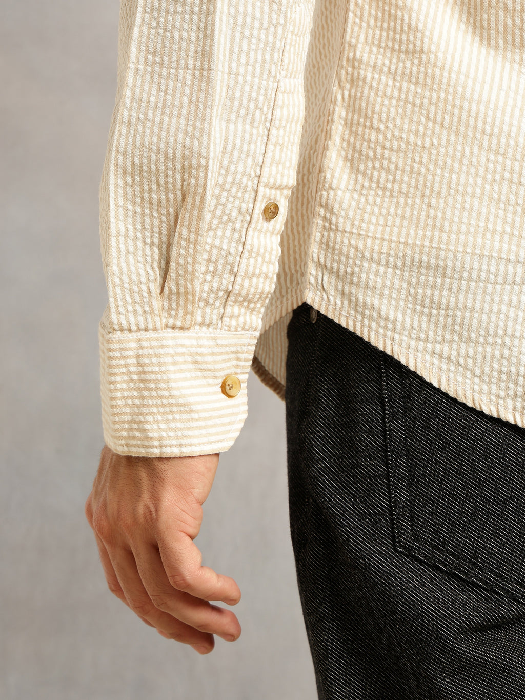 Thomas Scott Men Beige Cricket Club Collection Slim Fit Long Sleeves Button Down Collar SeerSucker Shirt