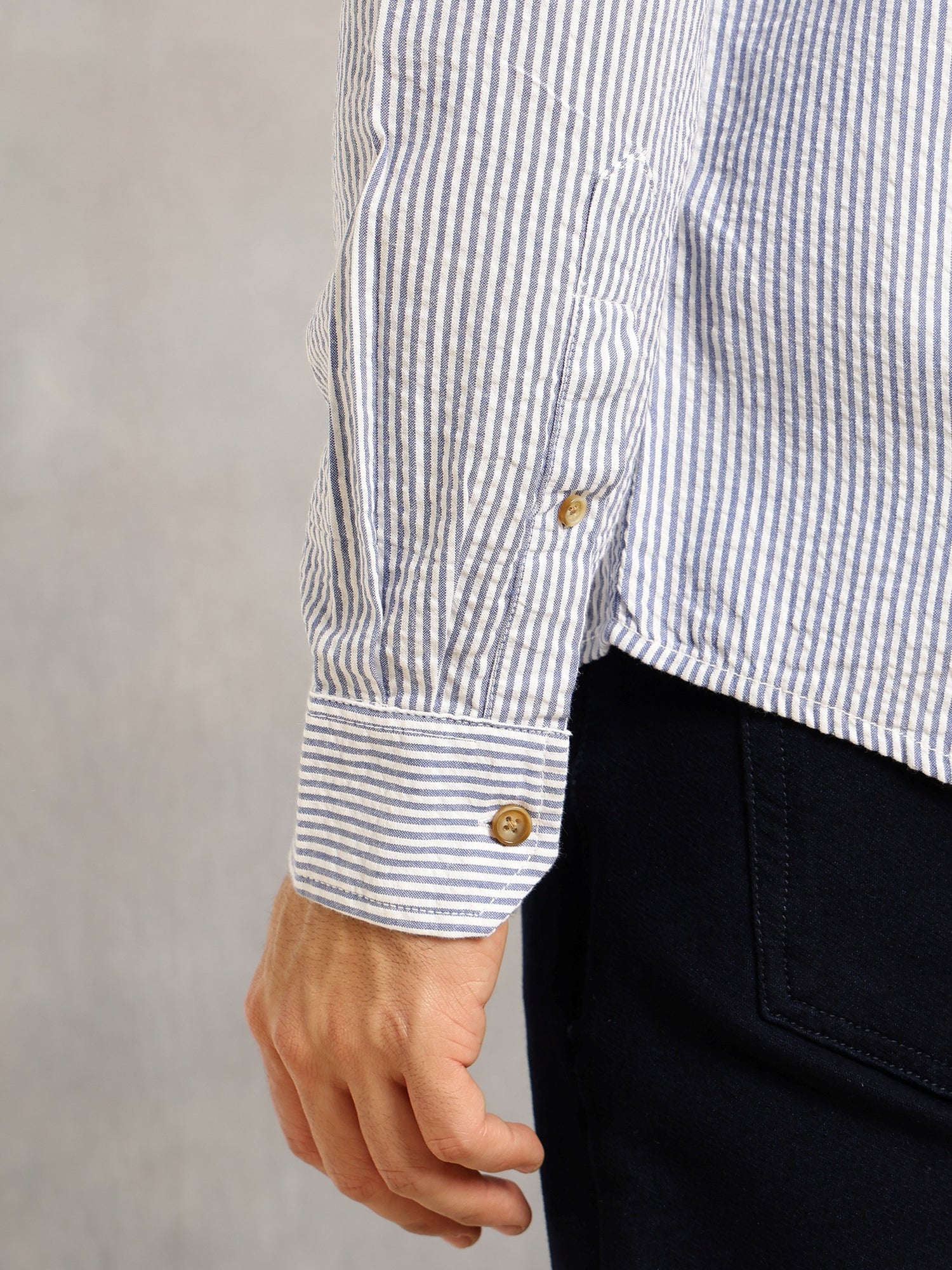 Thomas Scott Men Navy Cricket Club Collection Slim Fit Long Sleeves Button Down Collar SeerSucker Shirt