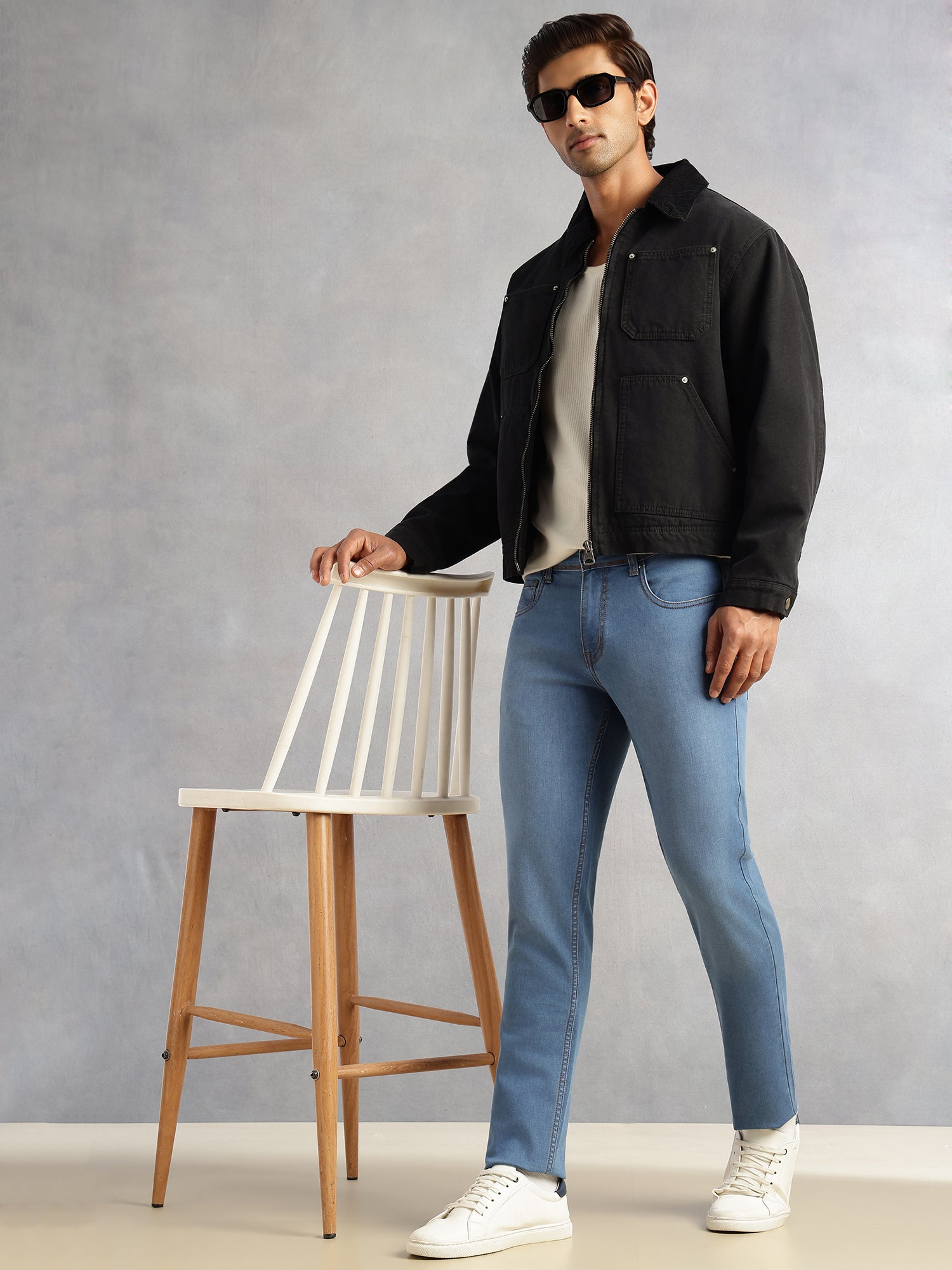 Thomas Scott Men Mid Blue Slim Fit Light Shade Mid-Rise Clean Look 5 Pocket Design Stretchable Jeans