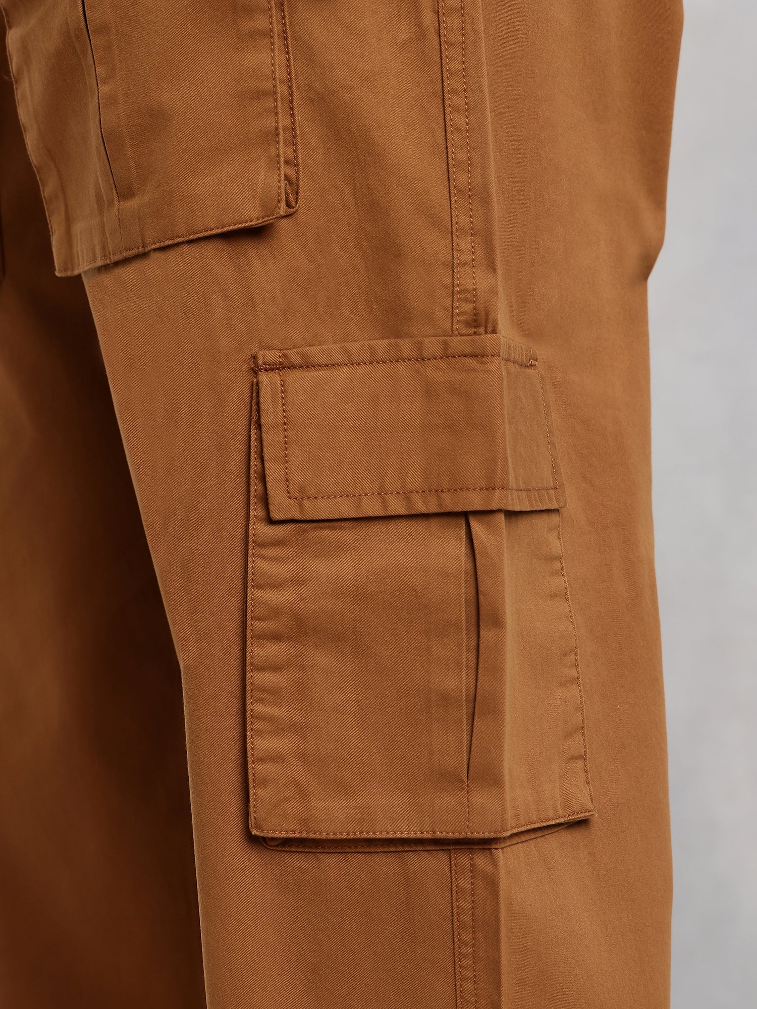 Thomas Scott Men Brown Relaxed Loose Fit 100% Cotton Solid Drawstring Closure Woven Cargo Trouser