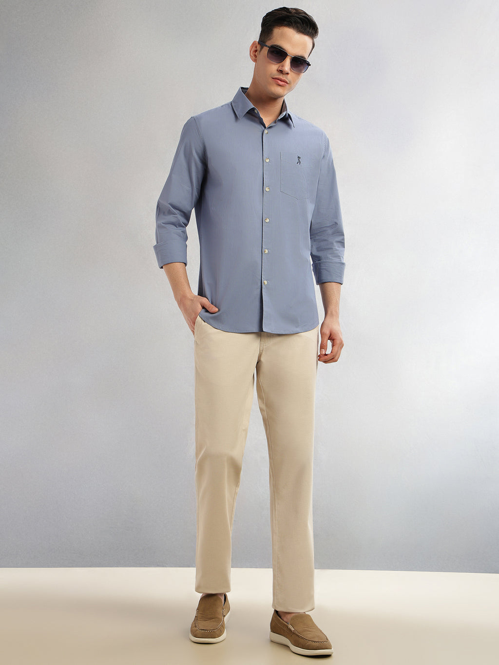 Thomas Scott Men Mid Blue Cricket Club Collection Slim Fit Long Sleeves Spread Collar Solid Cotton Casual Shirt