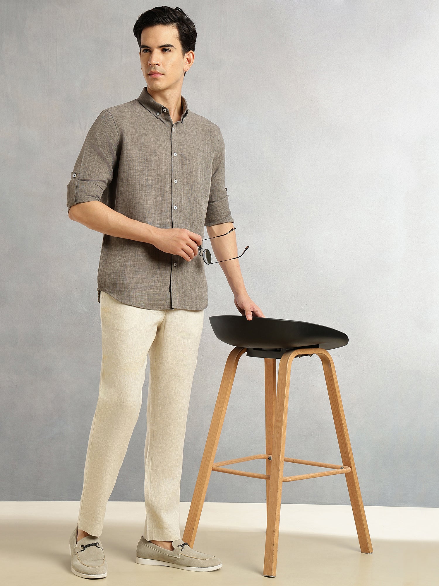 Thomas Scott Men Ivory Slim Fit Long Sleeves Button-Down Collar Polyester Casual Shirt