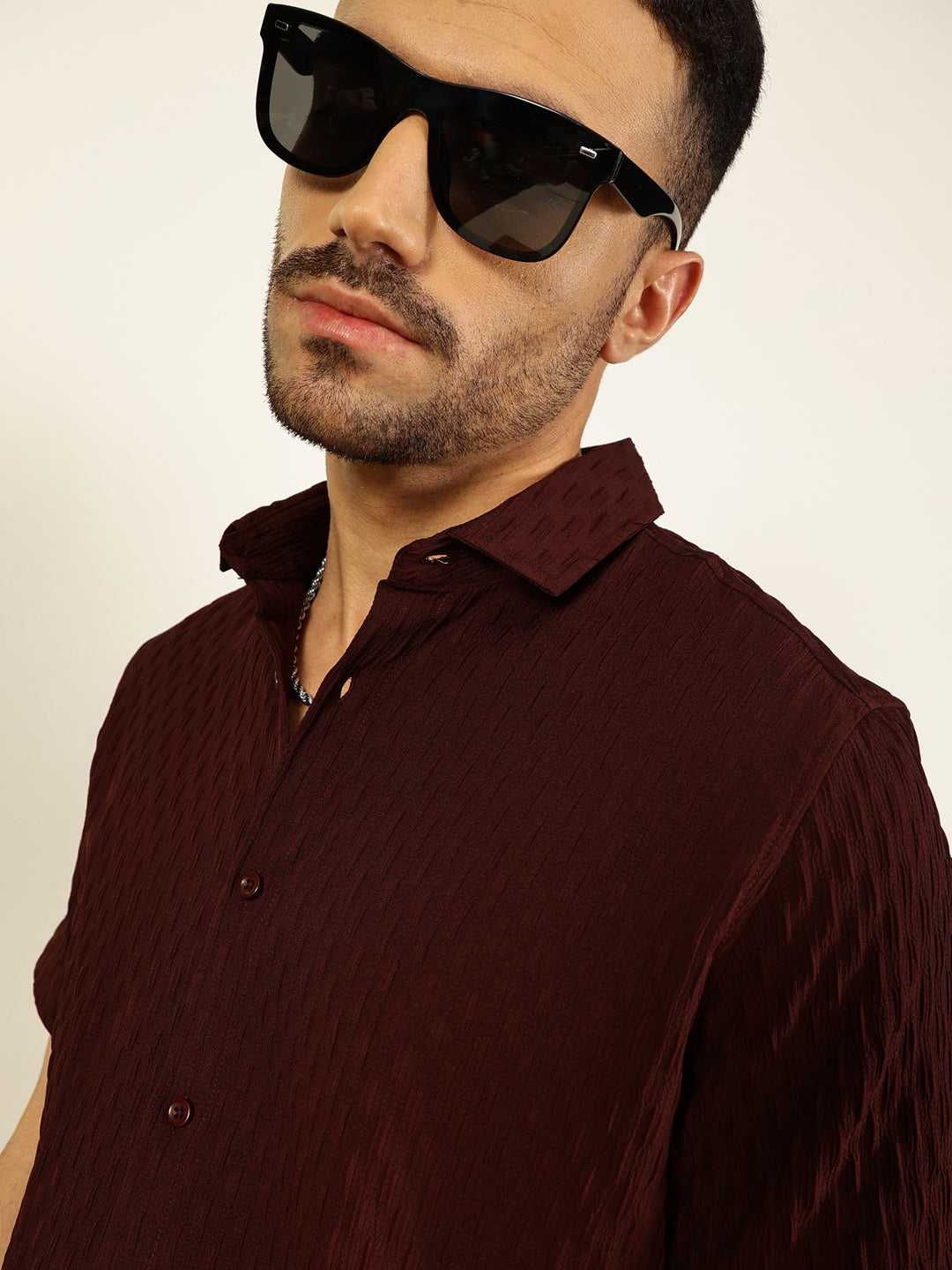 Thomas Scott Men Maroon Premium Short Sleeves Regular Fit Spread Collar Textured Casual Shirt