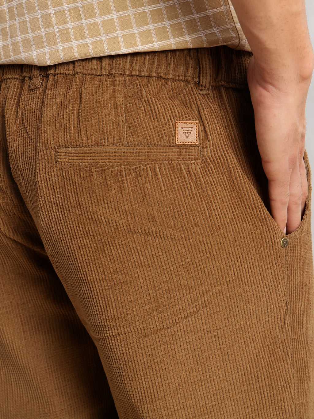 Thomas Scott Men Khaki Regular Fit Mid-Rise Textured 4-Pockets Design Corduroy Trouser
