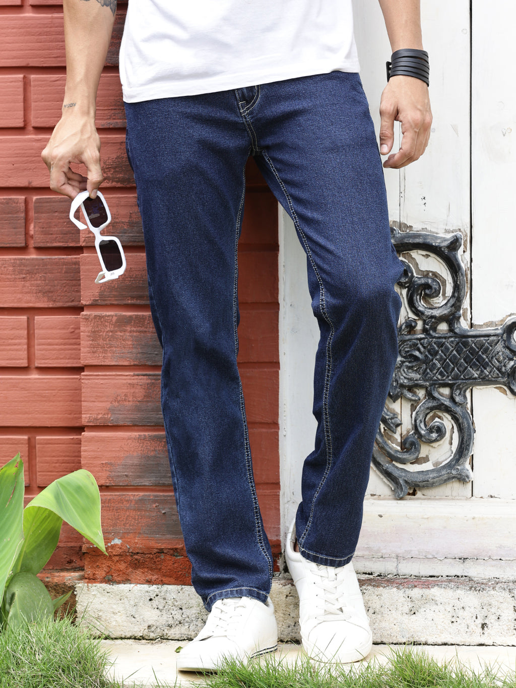 Thomas Scott Men Smart Clean Look Mid-Rise Stretchable Jeans