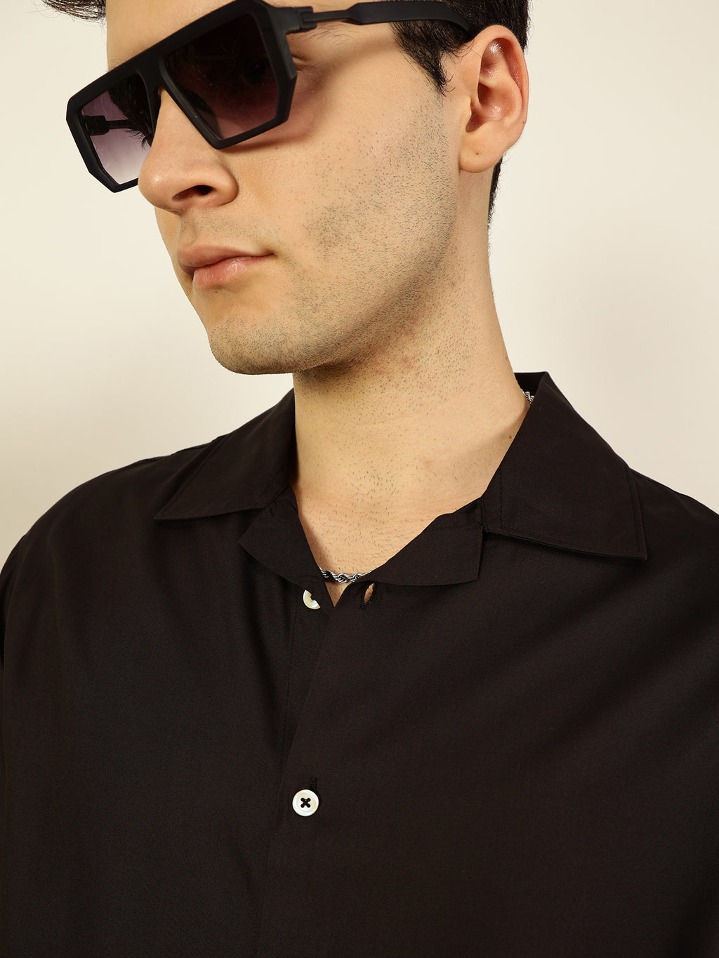 Thomas Scott Men Black Premium Oversized Short Sleeves Cuban Collar Solid Casual Shirt