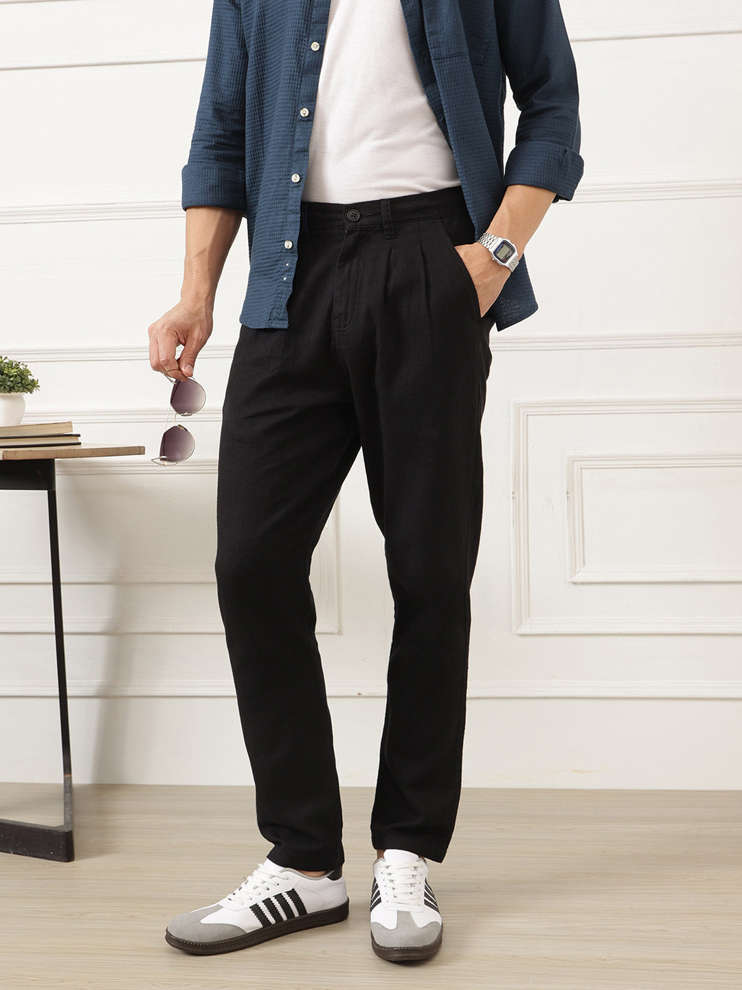 Black Smart Easy Wash Mid Rise Regular Fit Cotton Woven Pleated Chinos Trouser For Men