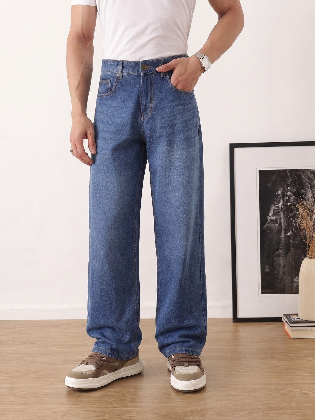 Thomas Scott Men Dark Blue Baggy Fit Mid-Rise Clean Look Non Stretchable Jeans