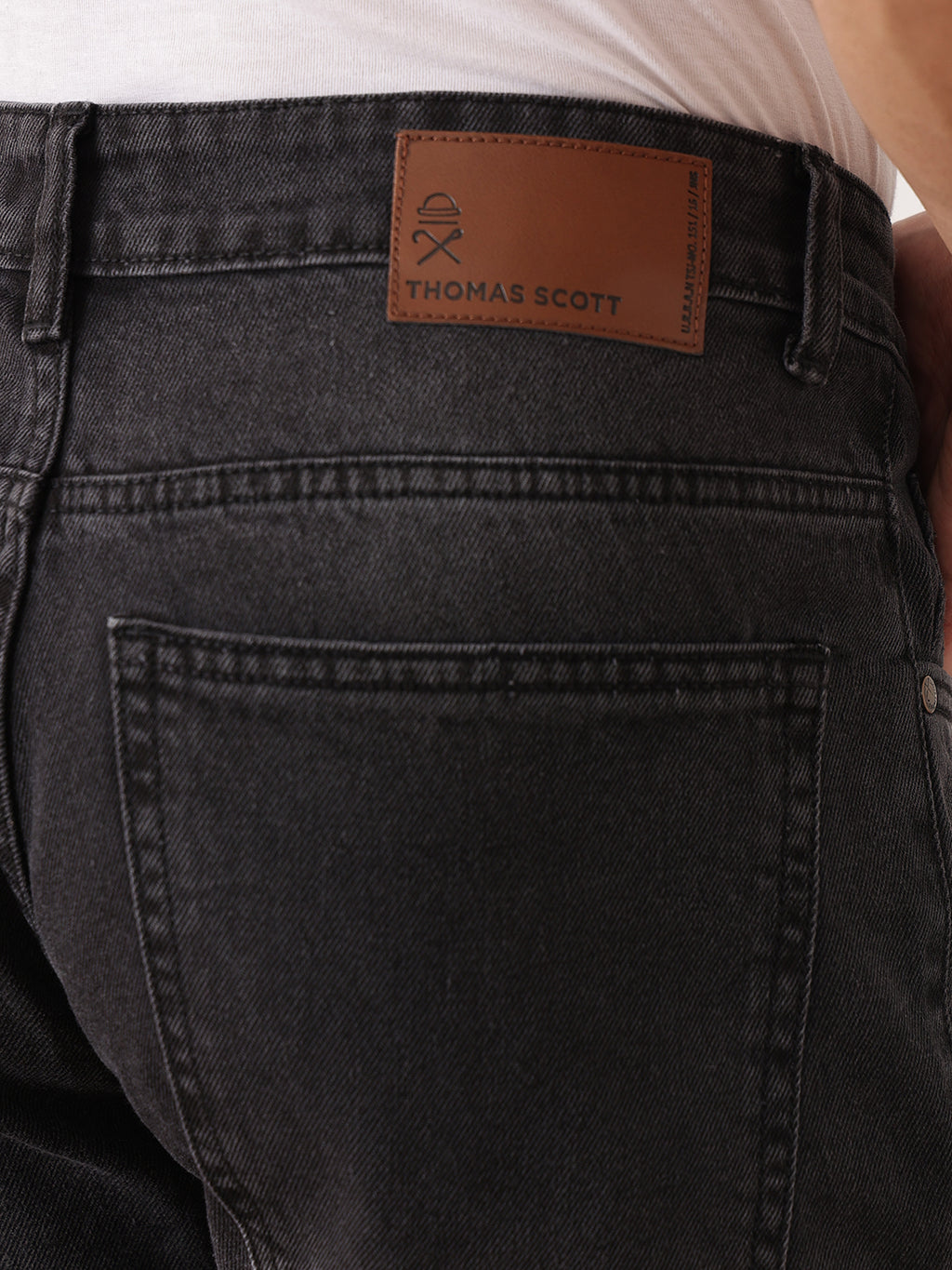 Dark Black Smart Slim Fit Mid-Rise Dark Shade Clean Look Non Stretchable Jeans For Men