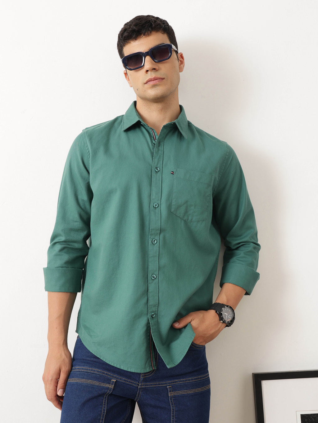 Thomas Scott Men Relaxed Olive Slim Fit Long Sleeves Spread Collar Solid Cotton Casual Shirt