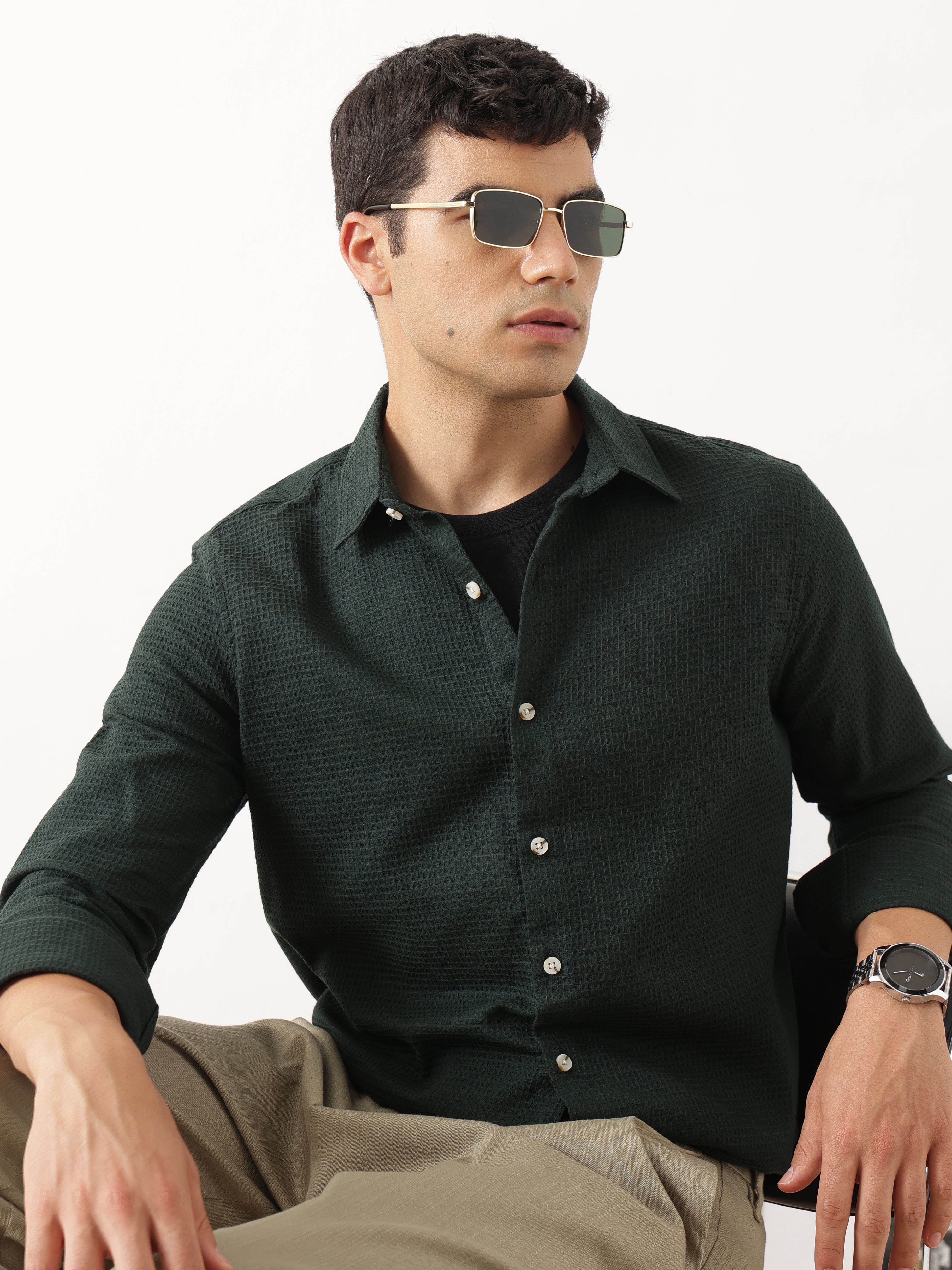 Thomas Scott Men Premium Green Regular Fit Long Sleeves Spread Collar Textured Casual Shirt