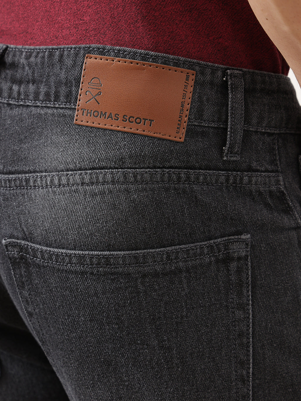 Mid Black Smart Slim Fit Mid-Rise Clean Look Non-Stretchable Jeans For Men