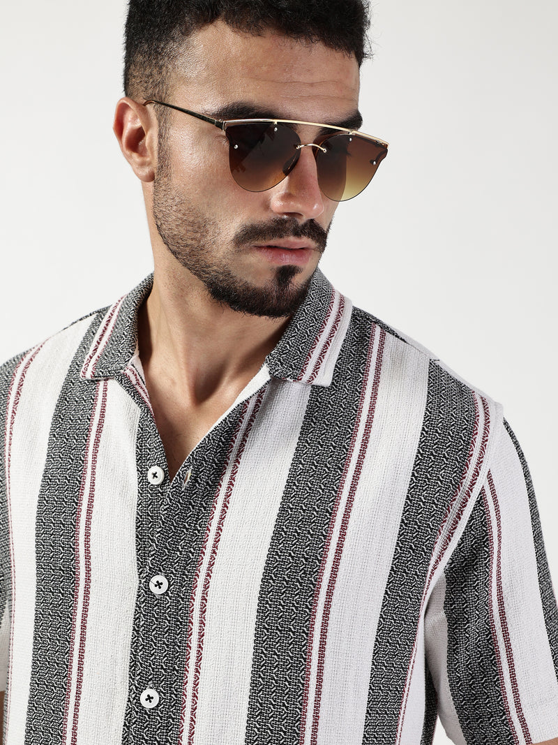 Thomas Scott Men White Premium Slim Fit Short Sleeves Spread Collar Vertical Stripes Cotton Casual Shirts