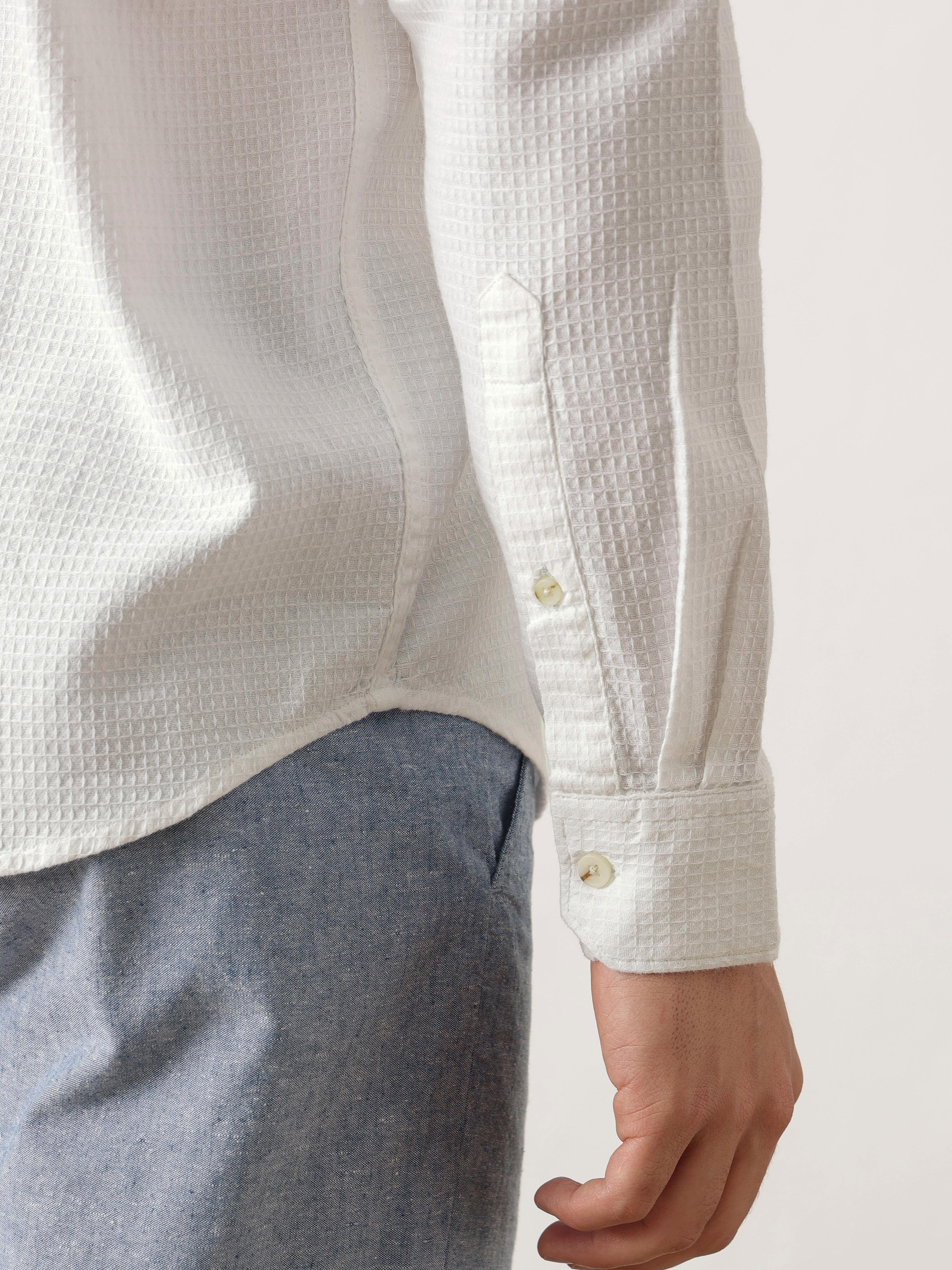 Thomas Scott Men Premium White Regular Fit Long Sleeves Spread Collar Textured Casual Shirt