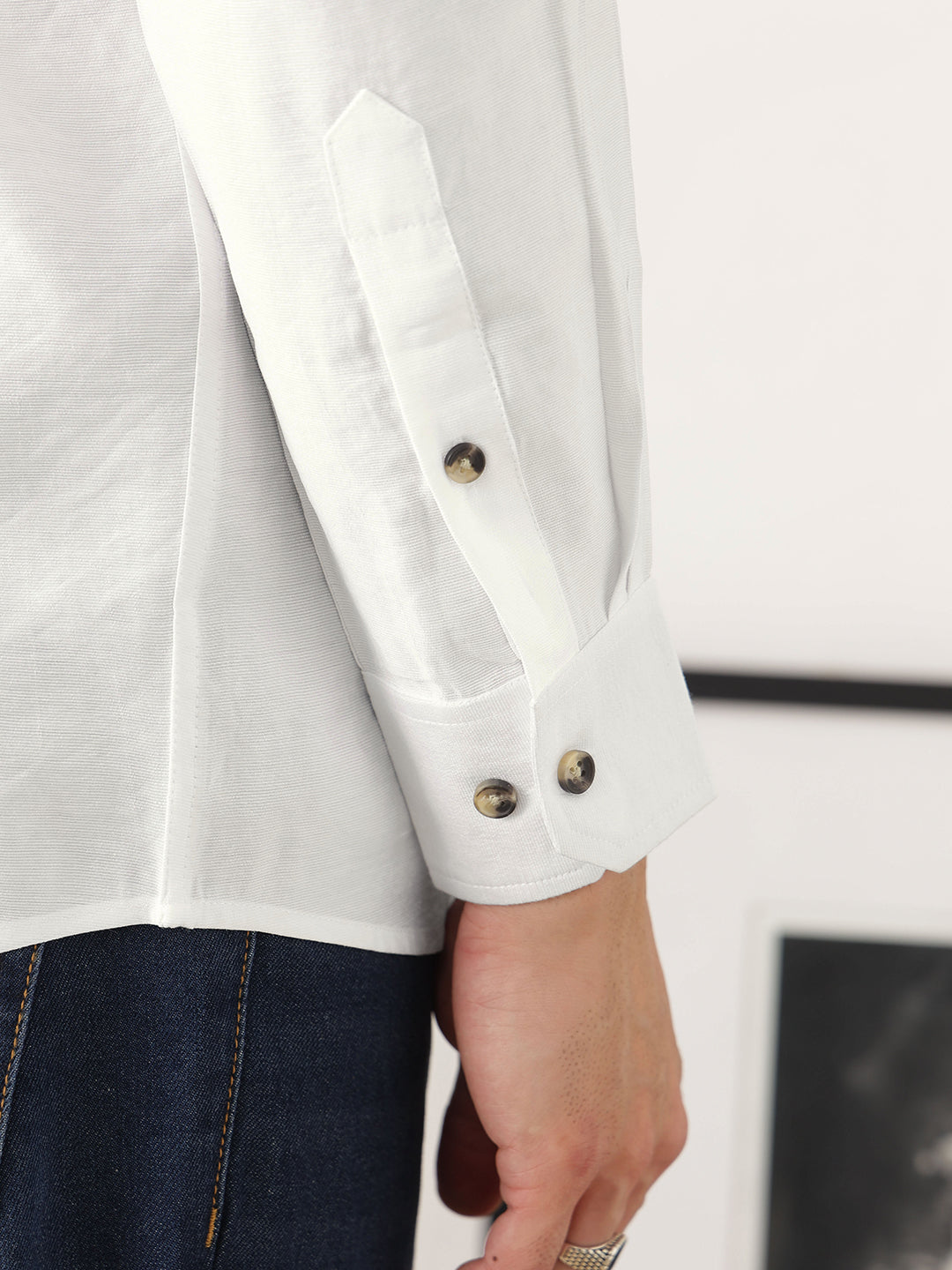 Thomas Scott Men White Premium Slim Fit Long Sleeves Semi Cutaway Collar Textured Casual Shirt