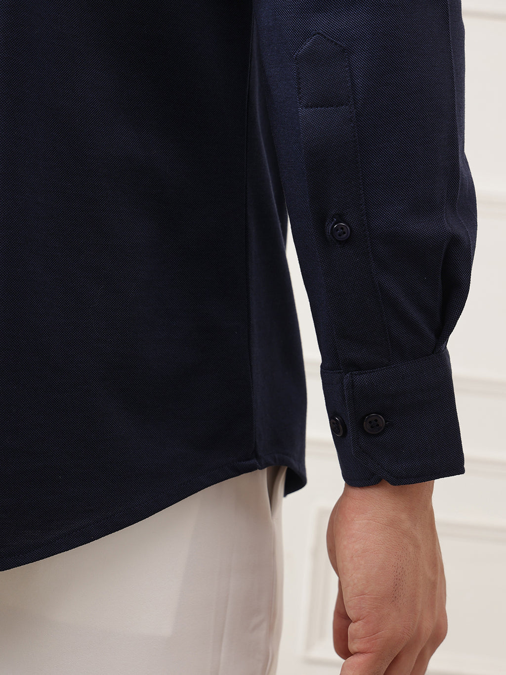 Thomas Scott Men Navy Premium Regular Fit Spread Collar Full Sleeve Solid Cotton Casual Shirt