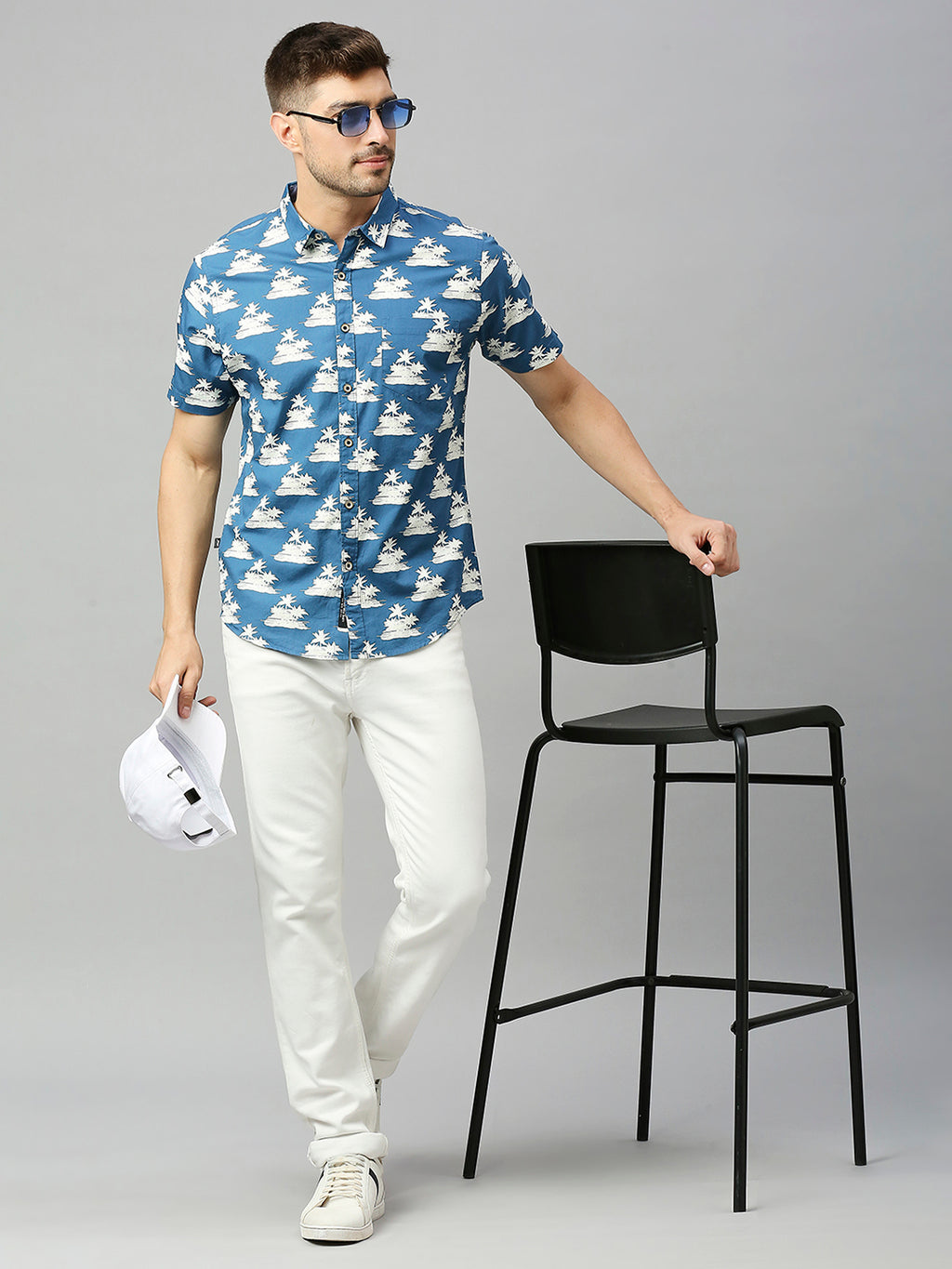 Thomas Scott Men Blue 1 Classic Short Sleeves Slim Fit Spread Collar Floral Printed Cotton Casual Shirt