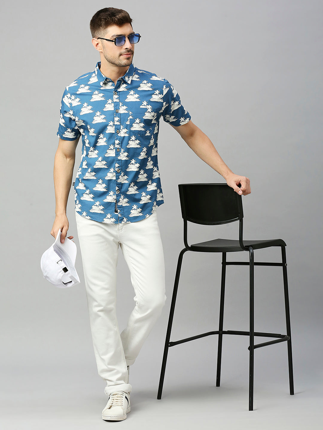 Thomas Scott Men Blue 1 Classic Short Sleeves Slim Fit Spread Collar Floral Printed Cotton Casual Shirt