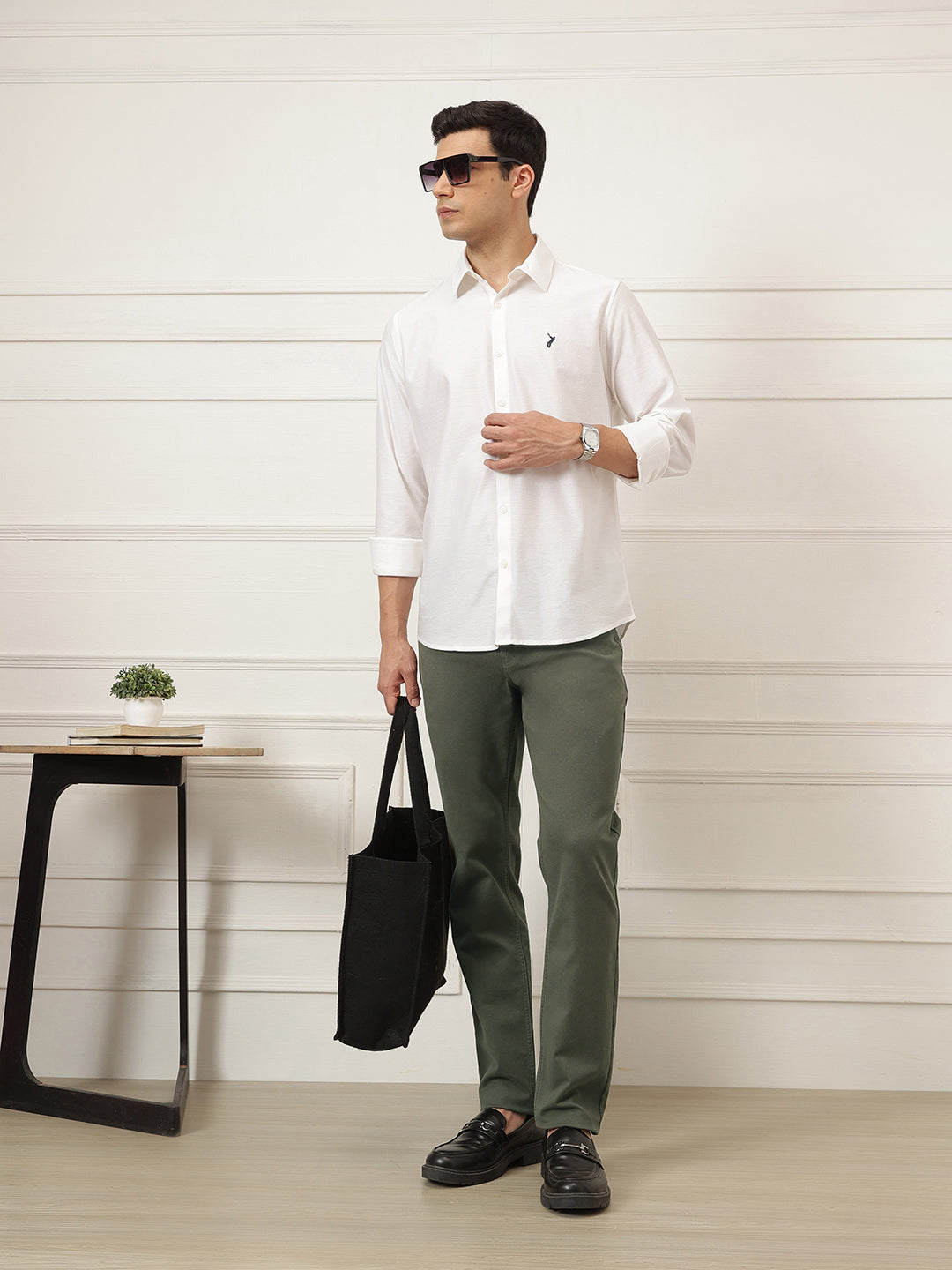 Green Smart Straight Fit Mid-Rise Solid Woven Trouser For Men