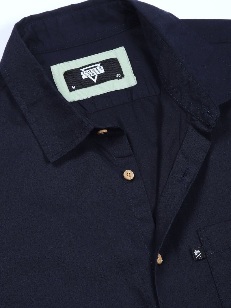 Thomas Scott Men Navy Slim Fit Solid Cotton Casual Shirt