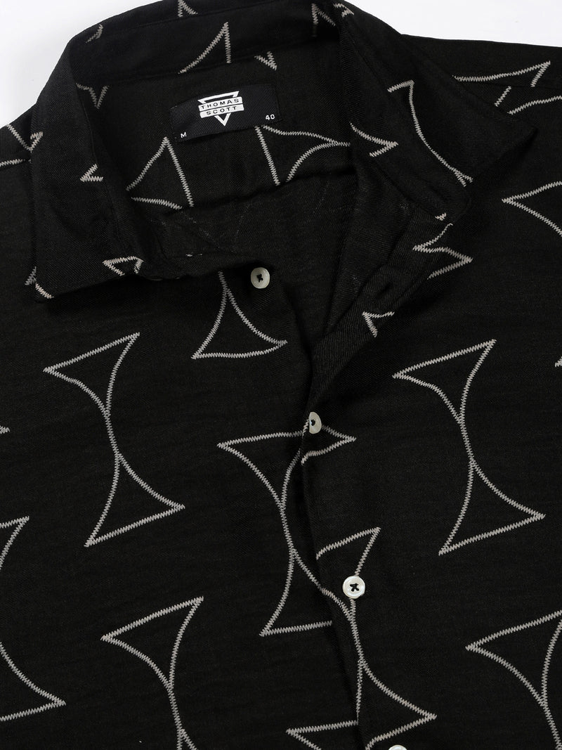 Thomas Scott Men Black Slim Fit Short Sleeves Geometric Print Casual Shirt