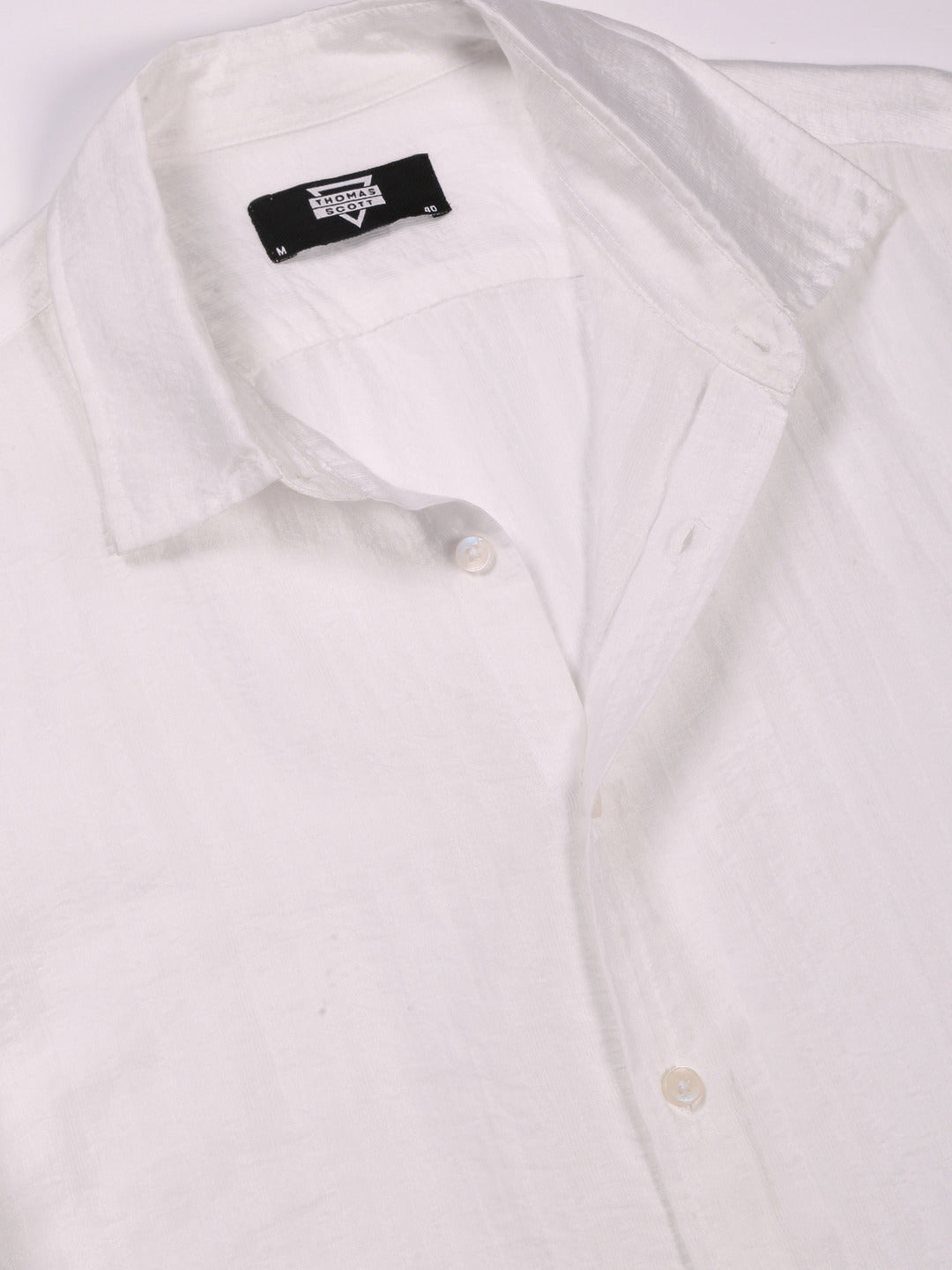 Thomas Scott Men White Slim Fit Long Sleeves Vertical Stripes Casual Shirt
