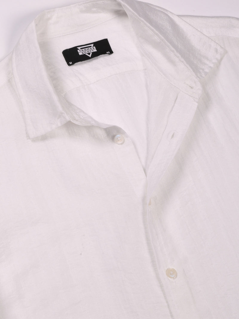 Thomas Scott Men White Slim Fit Long Sleeves Vertical Stripes Casual Shirt