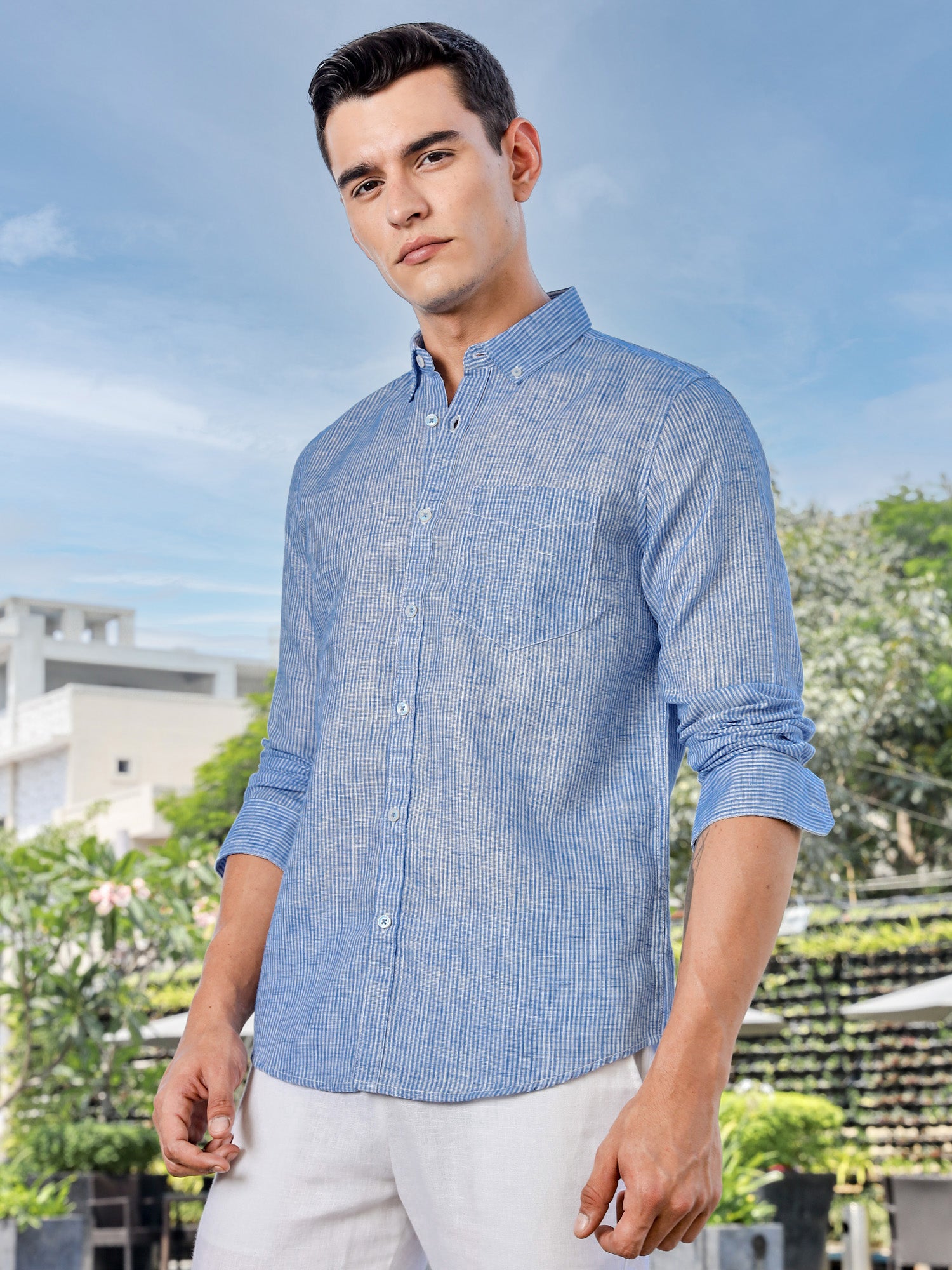 Thomas Scott Men Blue Slim Fit Long Sleeves Pinstripes Linen Casual Shirt