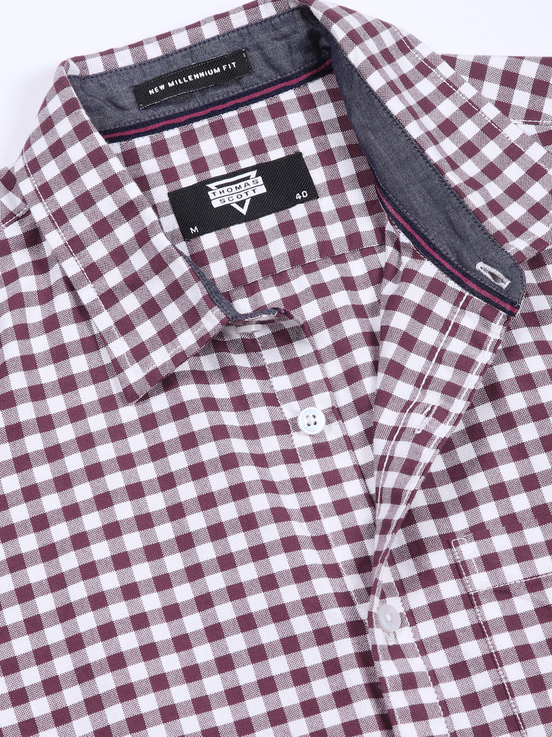 Thomas Scott Men Maroon Slim Fit Long Sleeves Gingham Checks Cotton Woven Casual Shirt