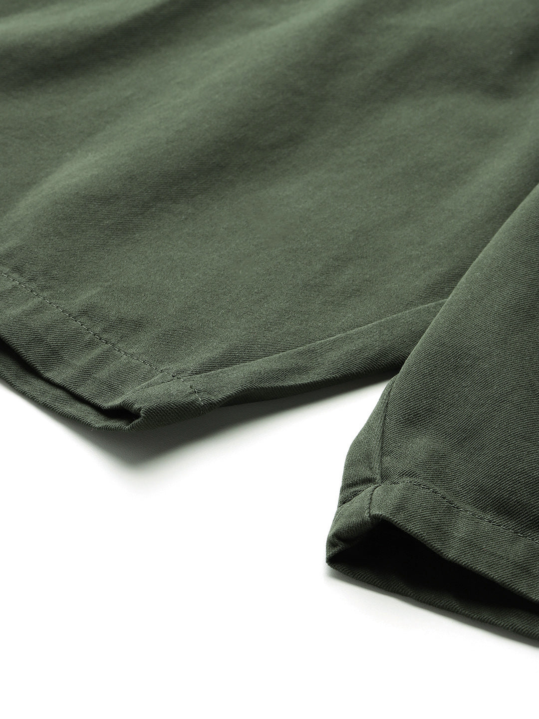 Thomas Scott Men Green Plus Size Regular fit Mid-rise Cotton Woven Outdoor Shorts